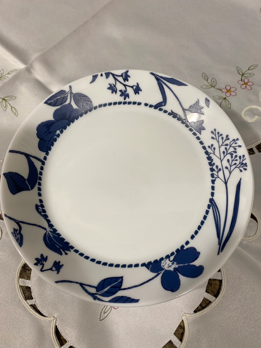 Corelle plates