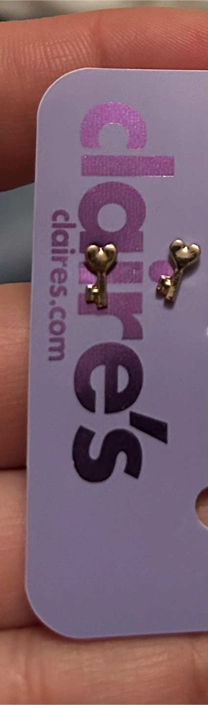 Claire's Gold Tone Key Stud Earrings