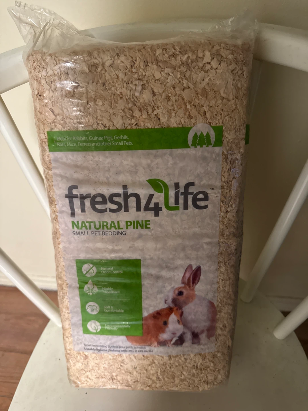 FREE - Fresh4Life Natural Pine Small Pet Bedding
