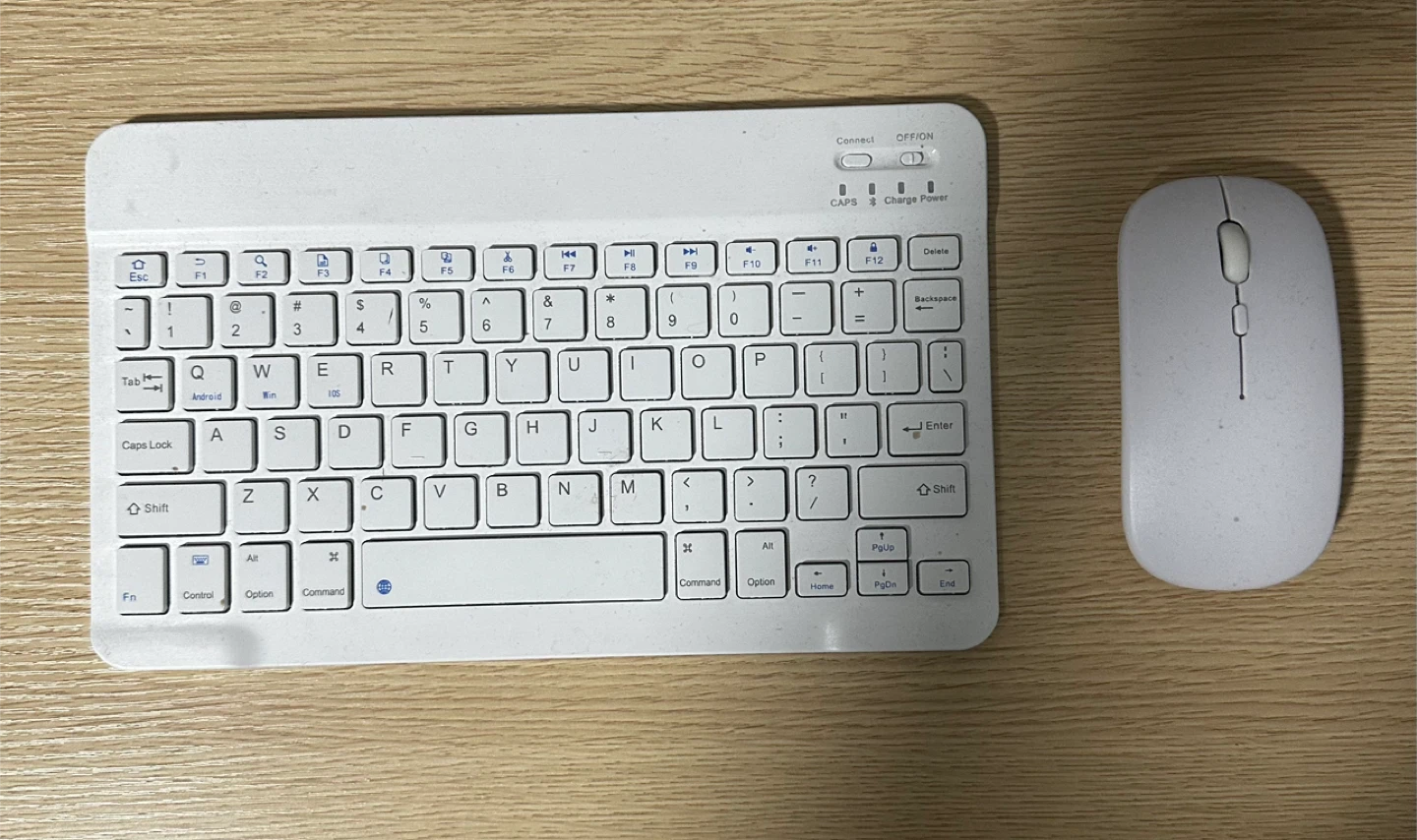 White Wireless Keyboard and Mouse Set