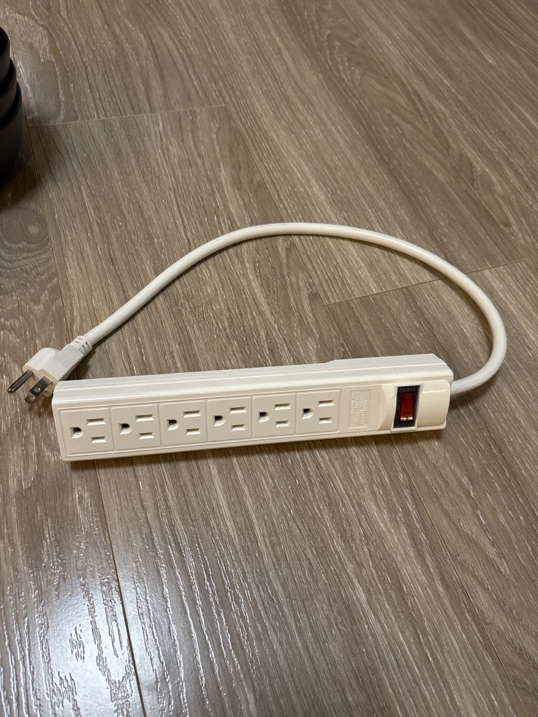 White 6-Outlet Surge Protector Power Strip with Switch
