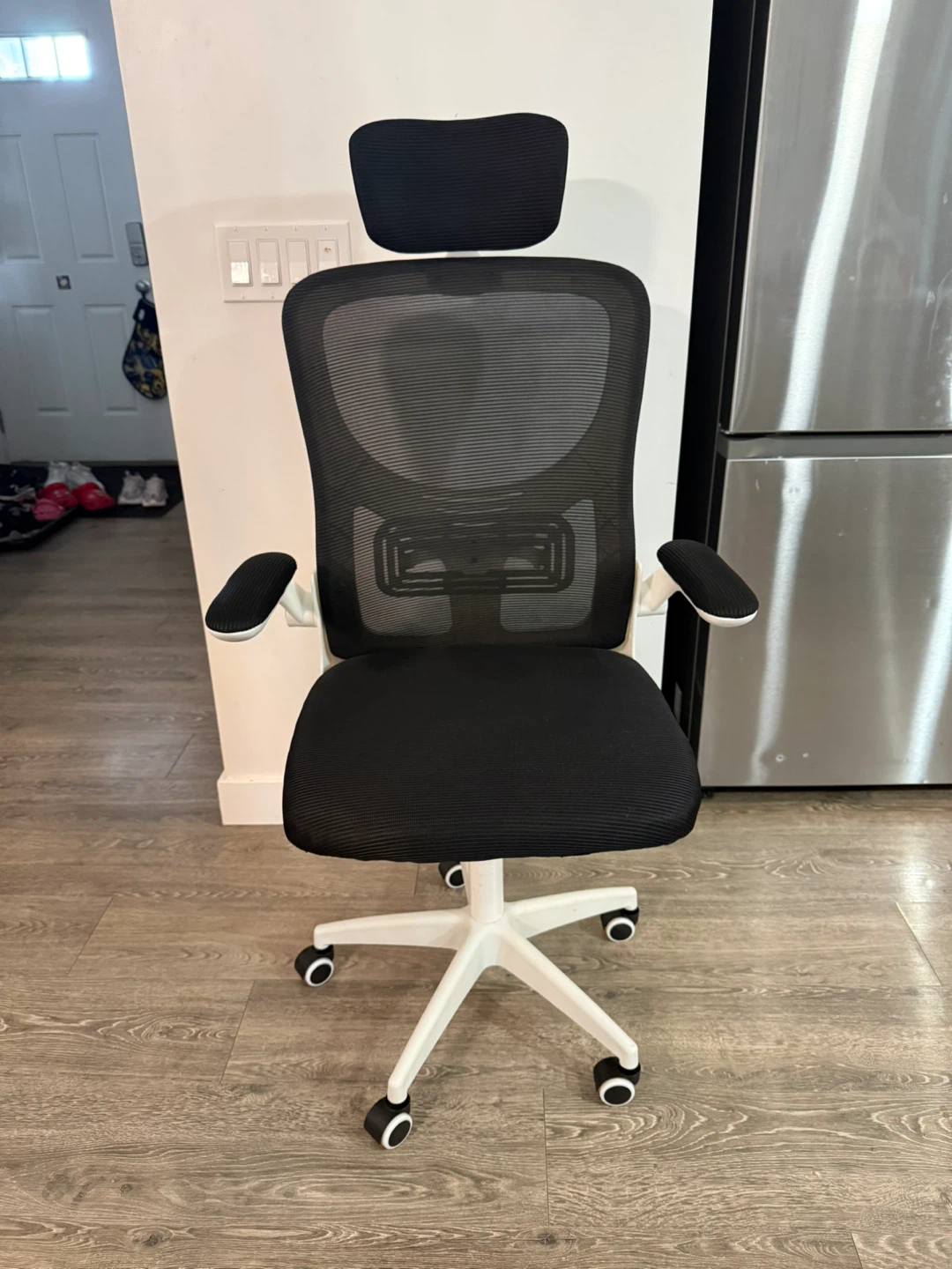 Ergonomic Mesh Office Chair with Headrest - photo 3