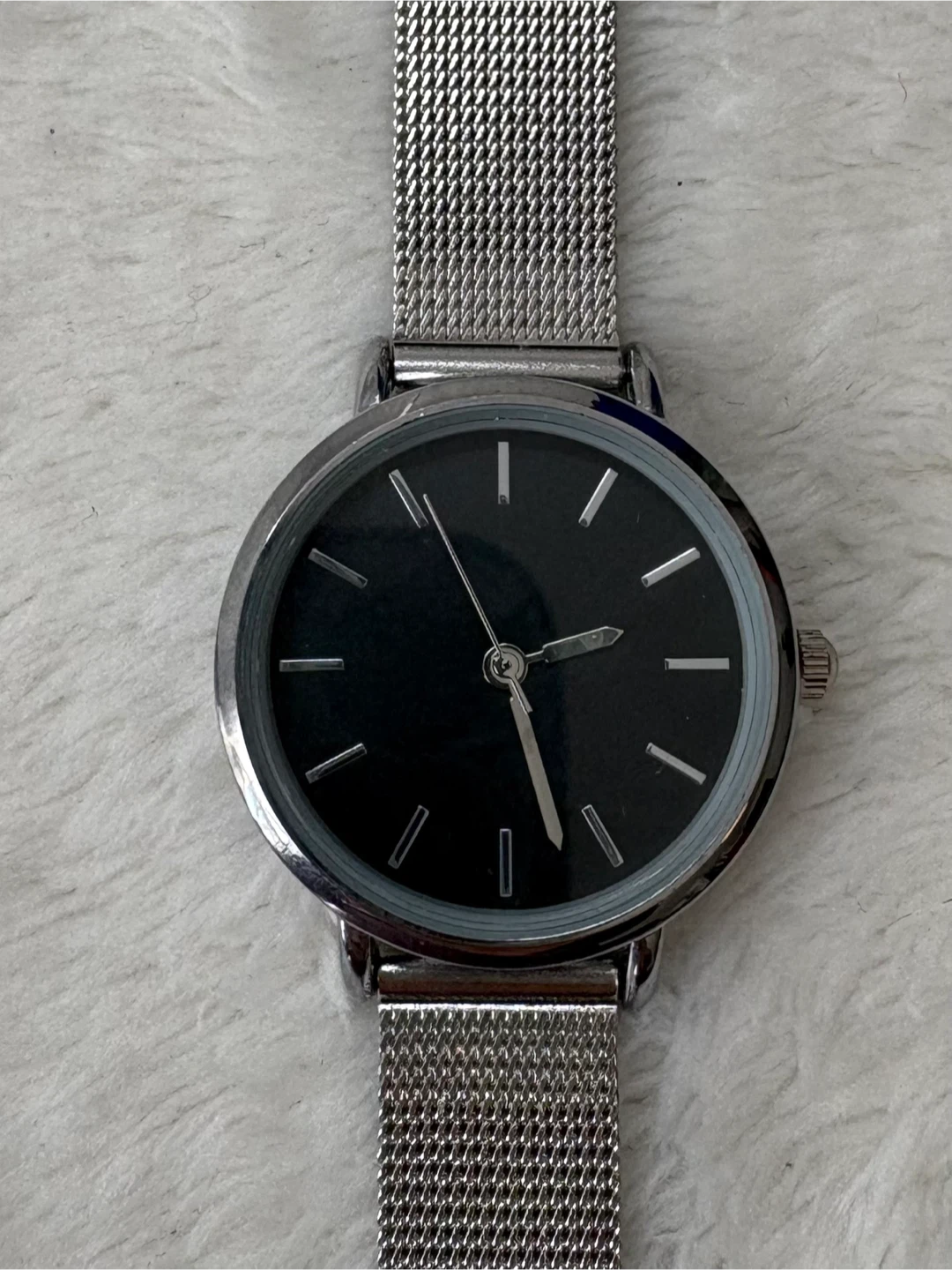 TCK Silver Mesh Band Black Dial Minimalist Quartz Watch - photo 4