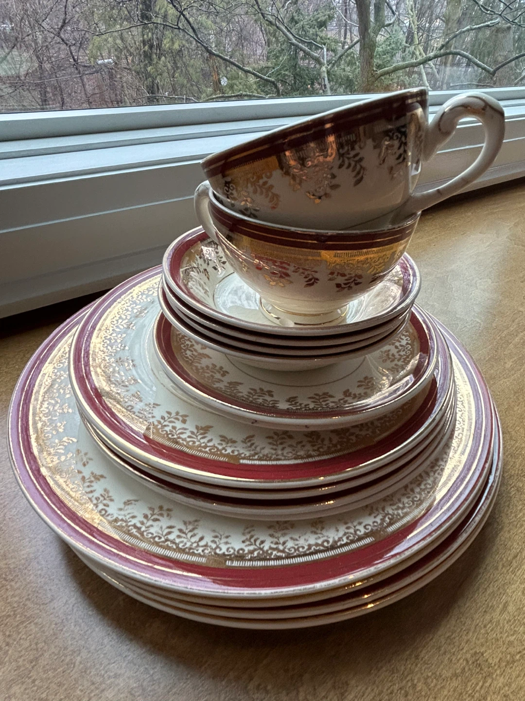 Myott Son & Co Ltd Royalty China Set