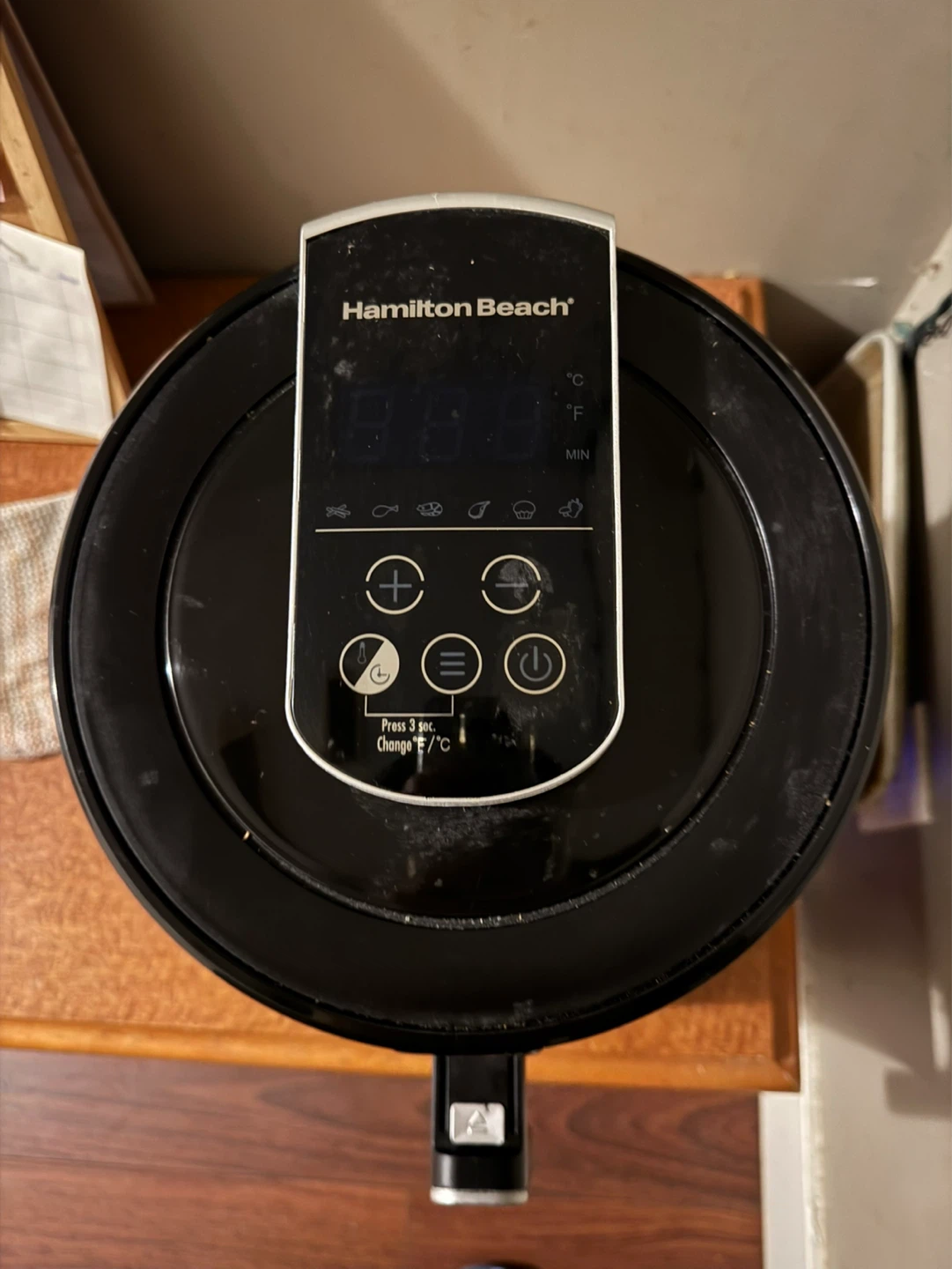 Hamilton Beach Air Fryer - photo 4