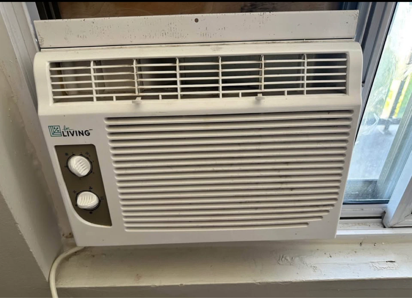 For Living Window Air Conditioner