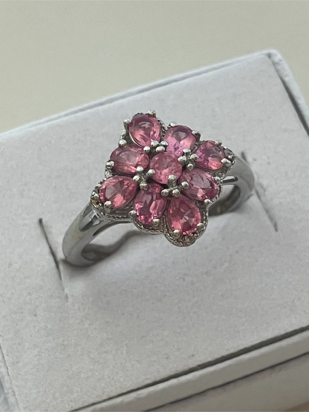 Pink Gemstone Cluster Ring Size 8 - photo 4
