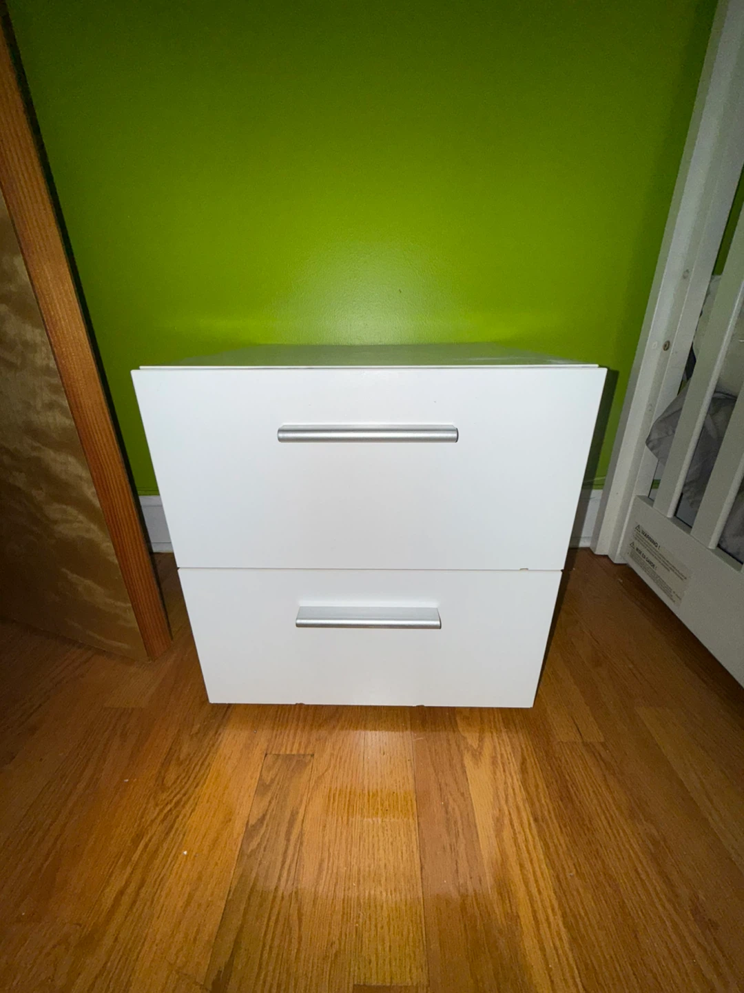 White 2-Drawer Nightstand