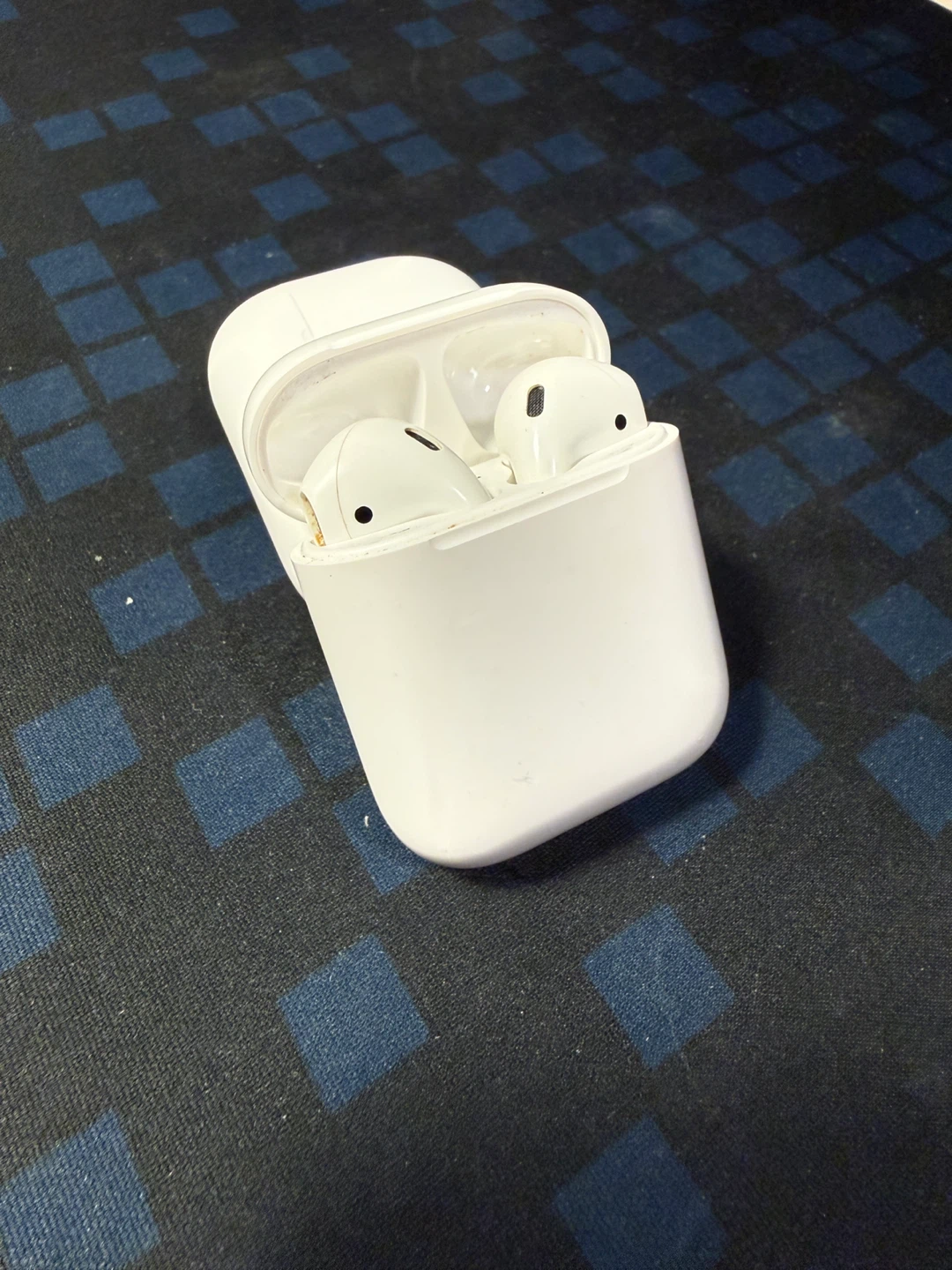 Apple AirPods