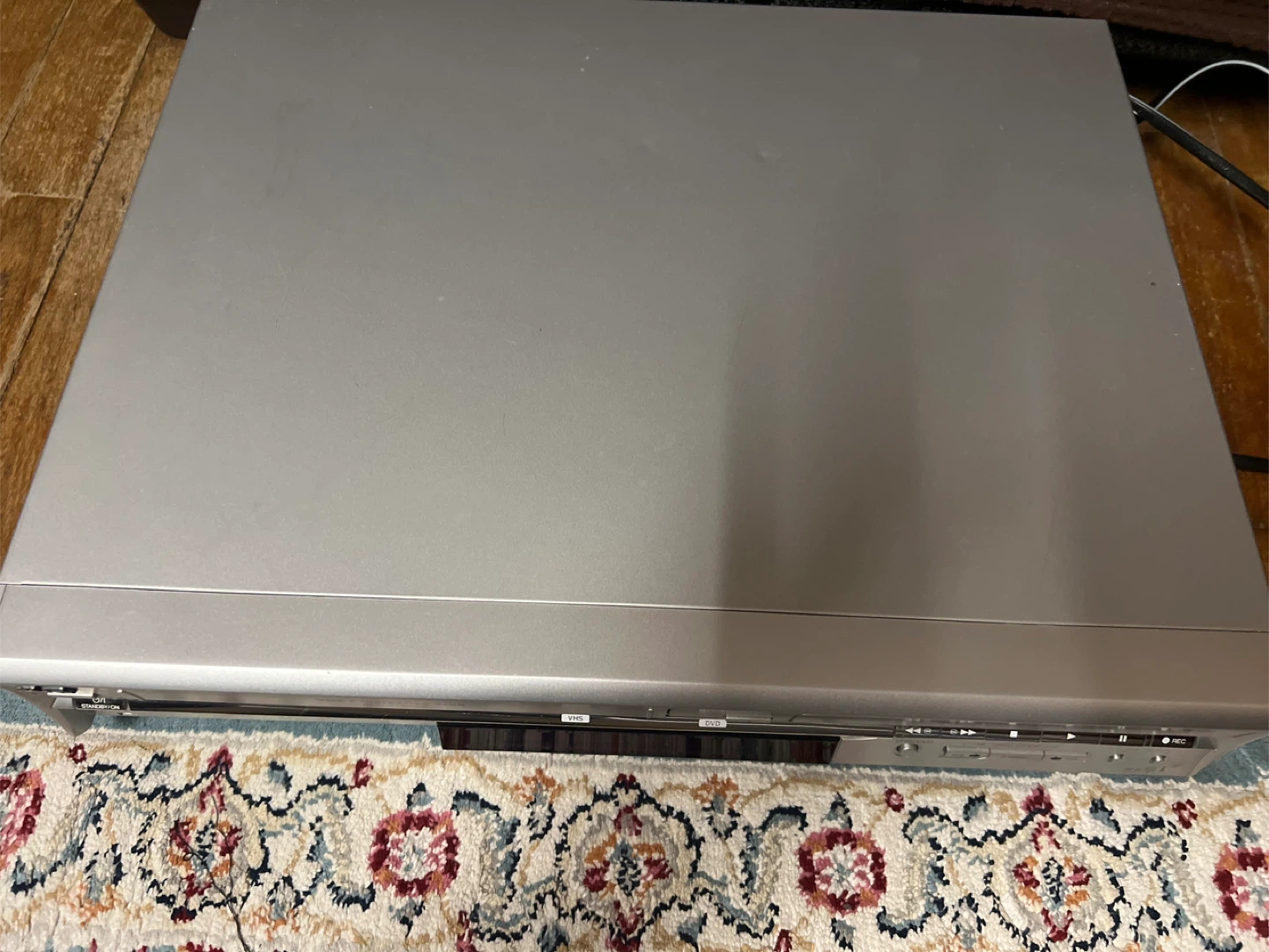 JVC VHS Recorder/DVD Player Combo - photo 2