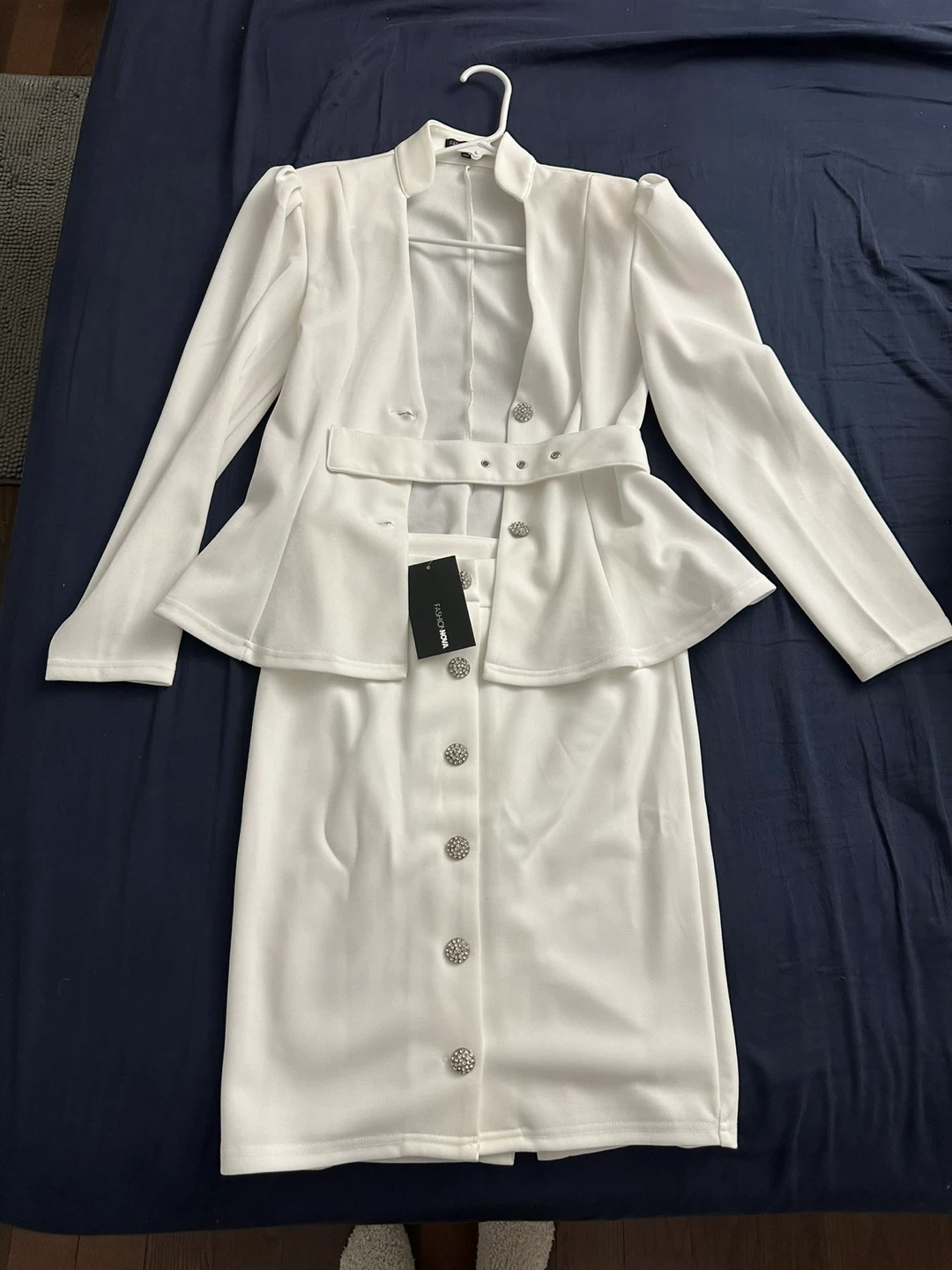 Fashion Nova White Blazer and Skirt Set - photo 2