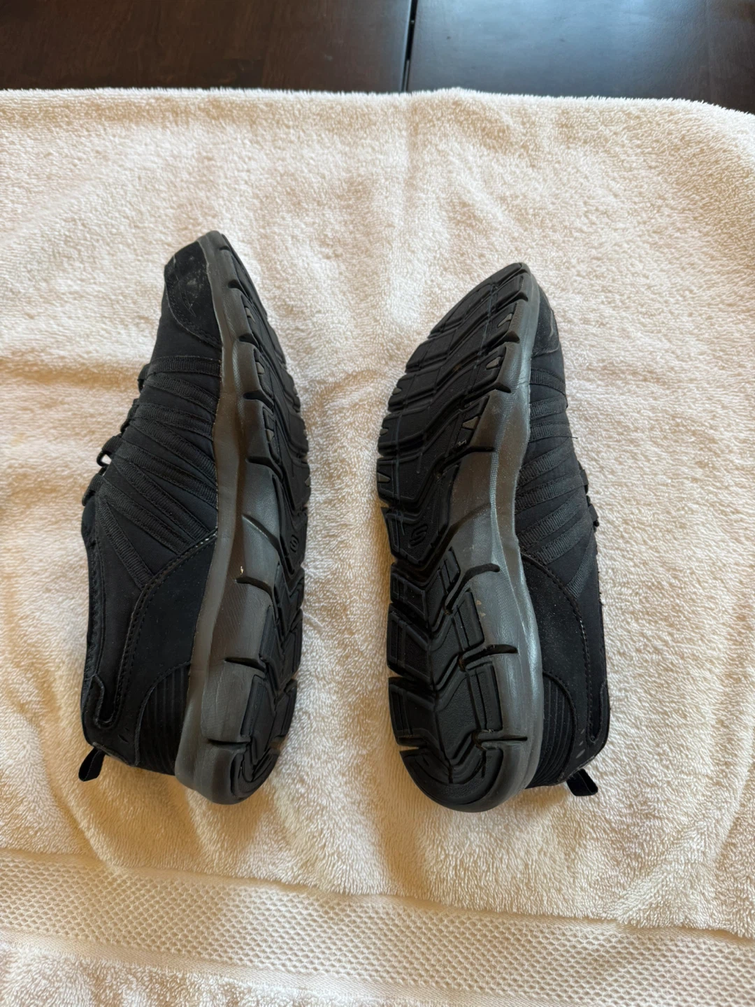 Women’s Skechers Air-Cooled Memory Foam Sneakers - photo 2