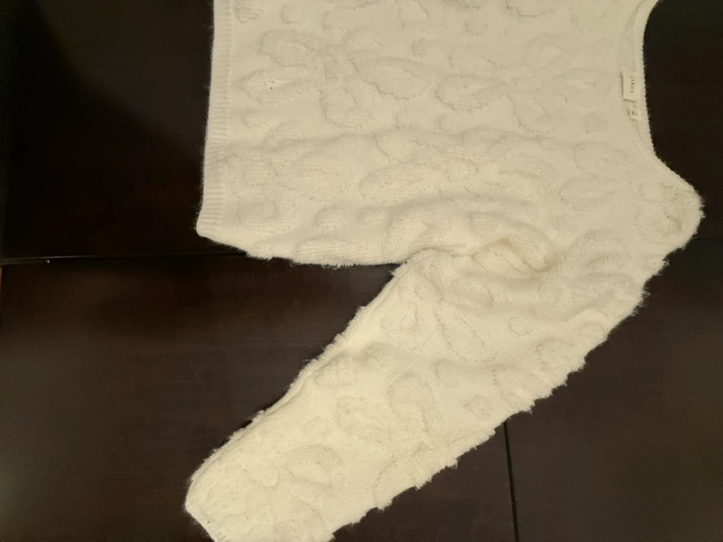 Cyrus NYC White Textured Floral Sweater - photo 3