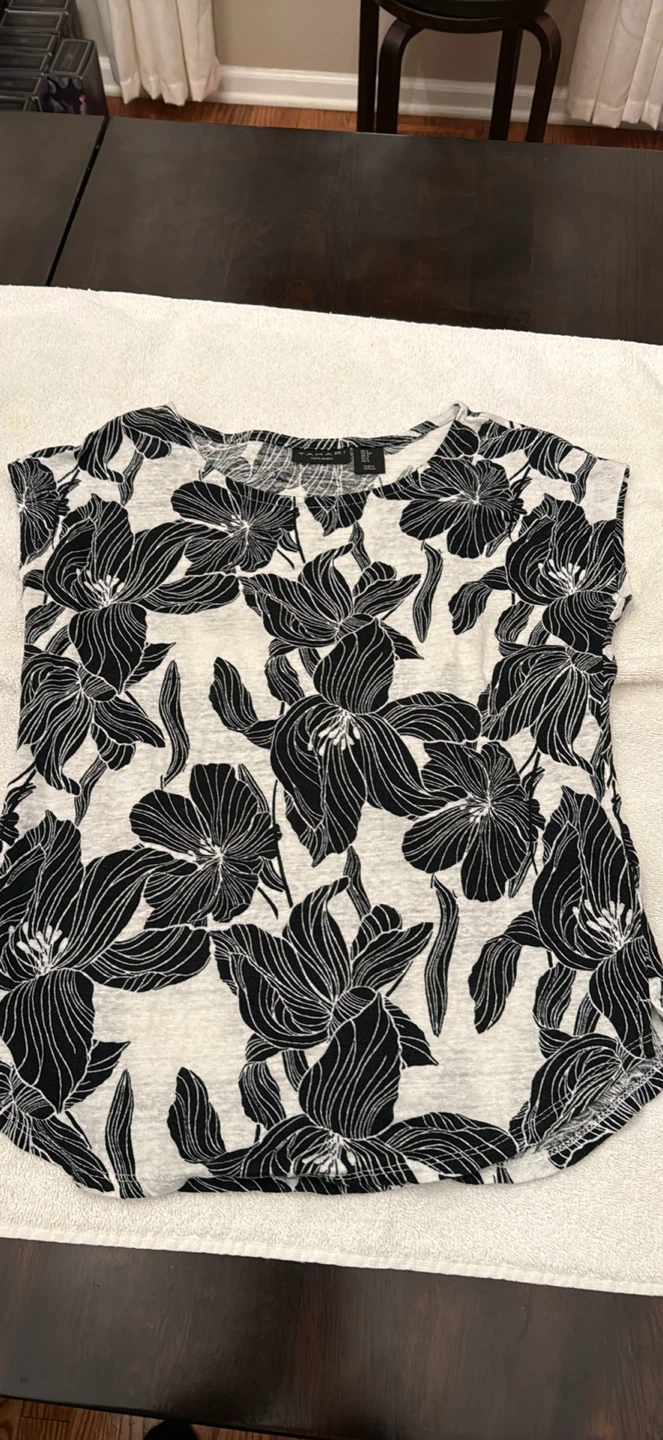 Tahari Black & White Floral 100% Linen Cap Sleeve Top - Size S - photo 4
