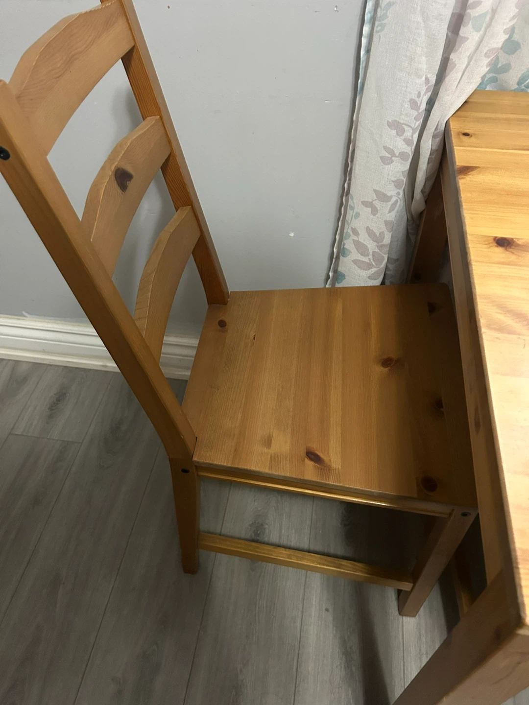IKEA Wooden Dining Table and 4 Chairs Set - photo 2