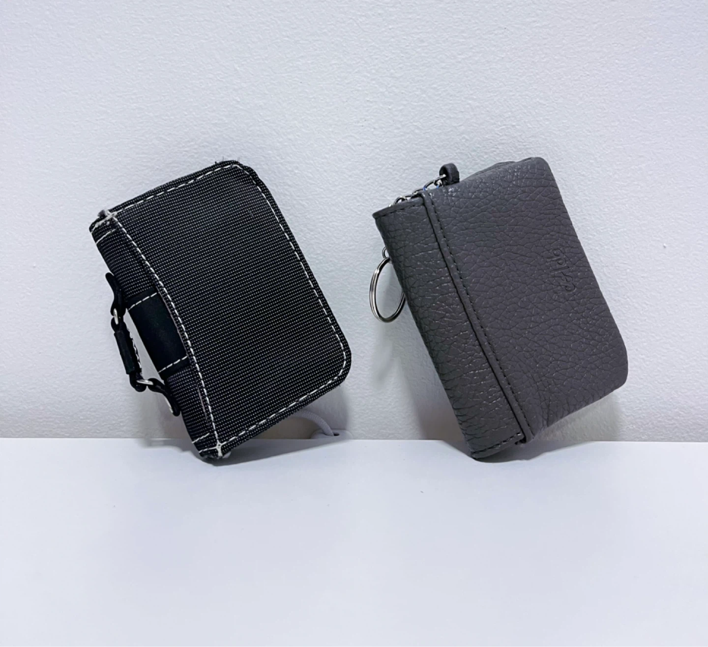 Targus Black Case & Grey Pouch - photo 2