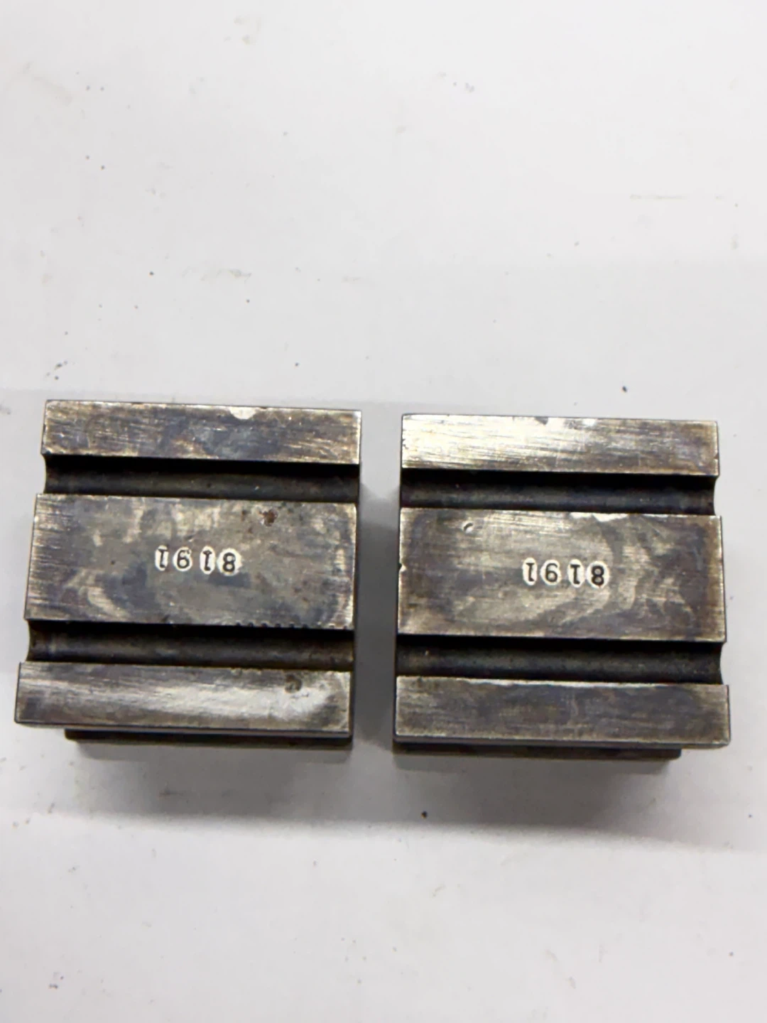 L.S. Starrett Co. No. 271 Machinist Vises (Set of 2) - photo 4
