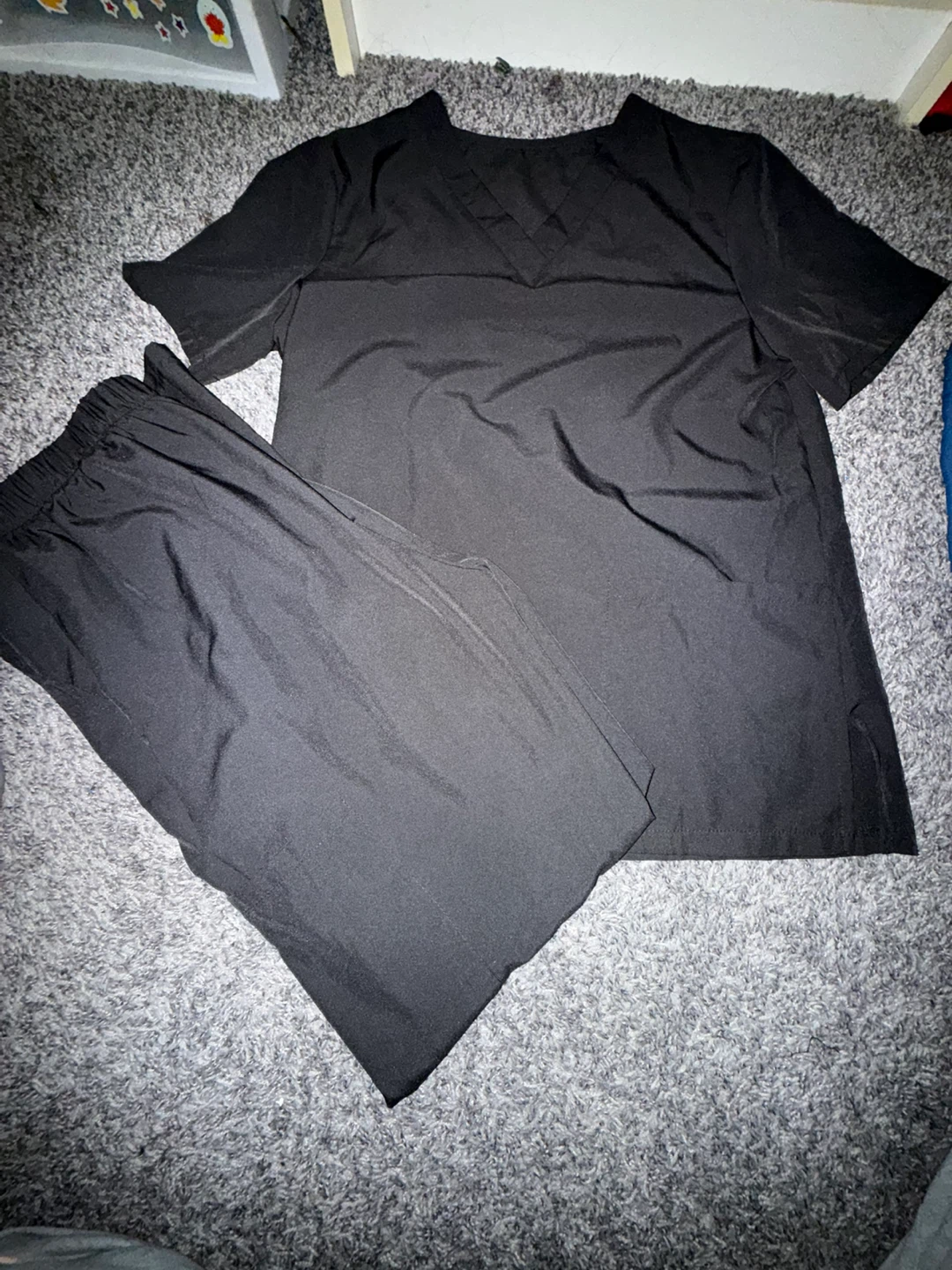 Scrub Sets - photo 3