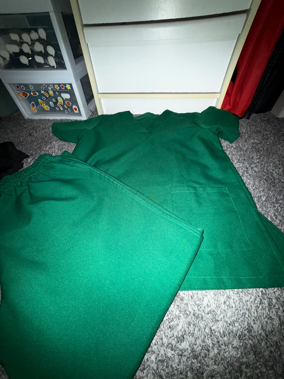 Scrub Sets - photo 4