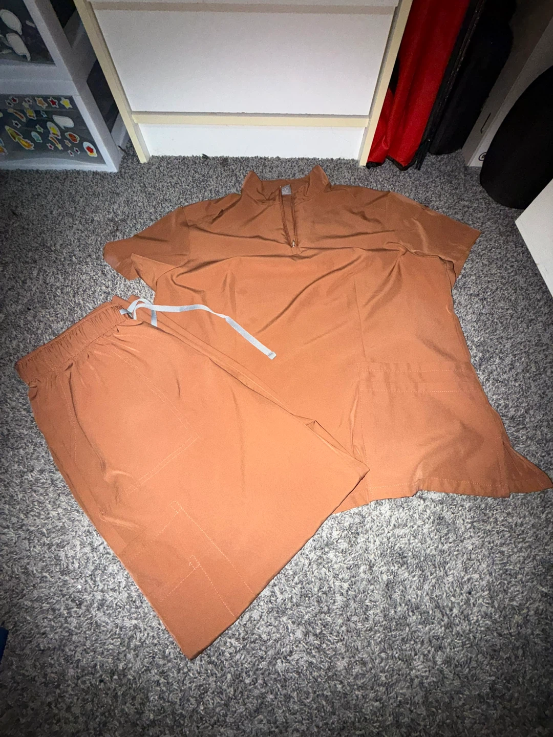 Scrub Sets