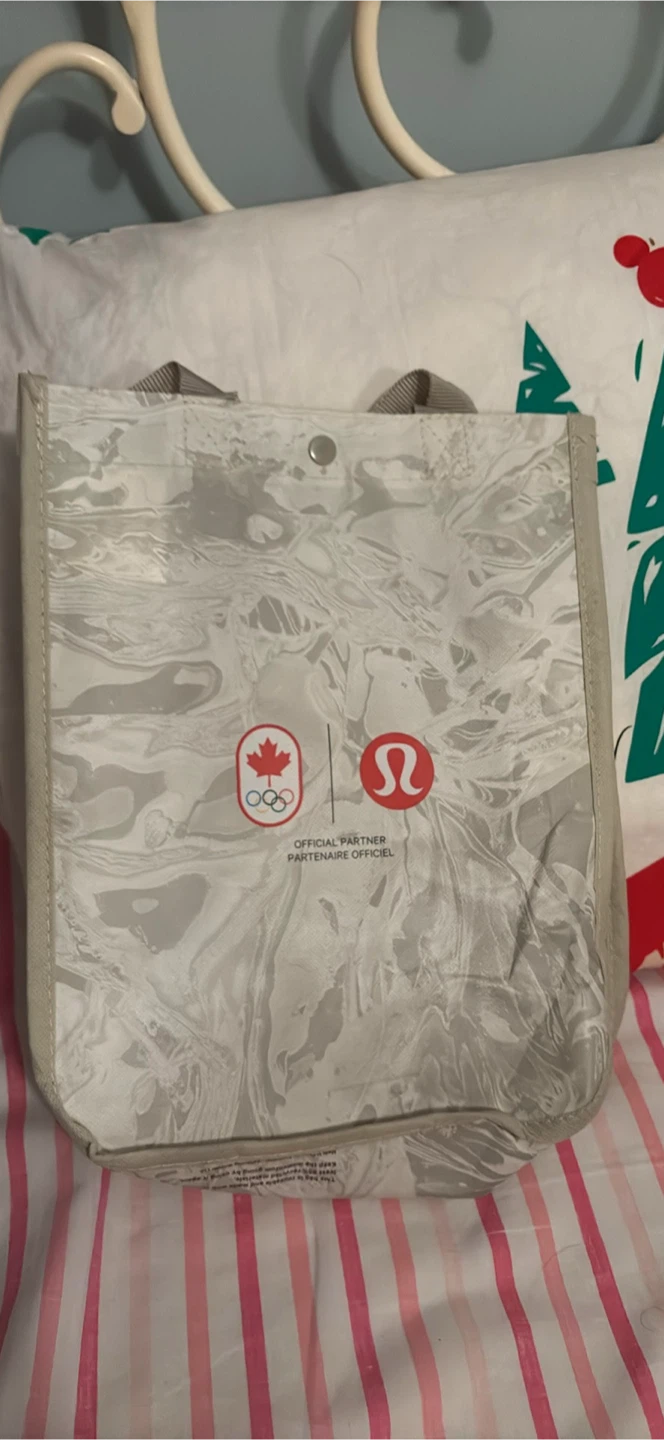 Lululemon x Canadian Olympic Partnership Tote Bag
