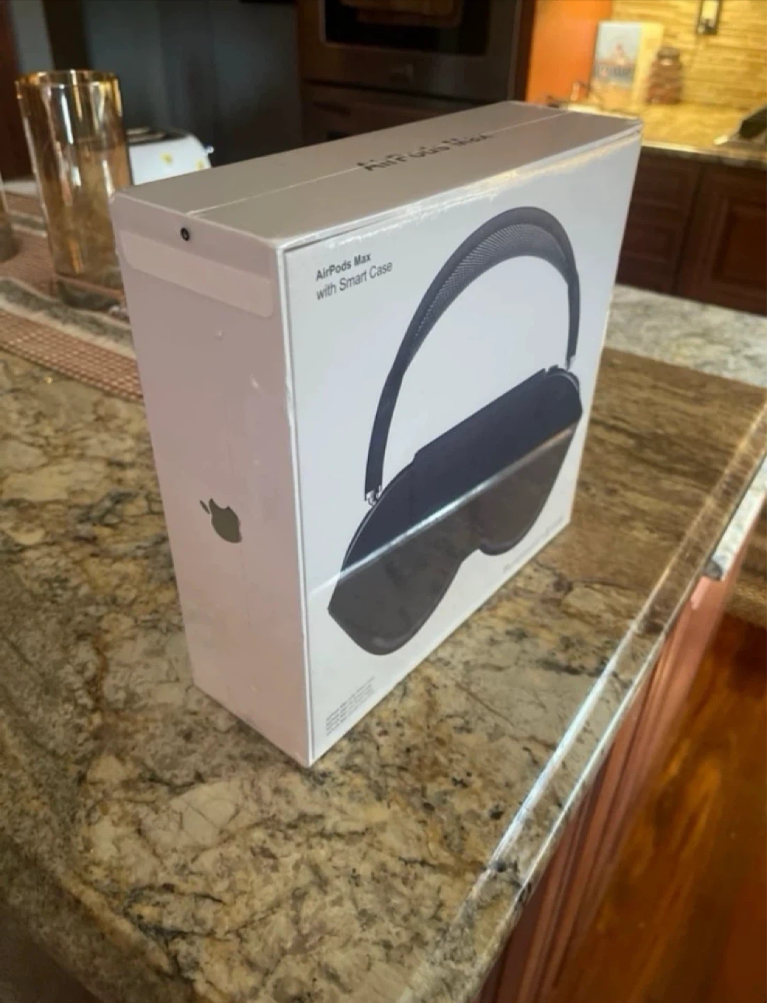 Brand New Apple AirPods Max Midnight with smart case (USBC ) - photo 3