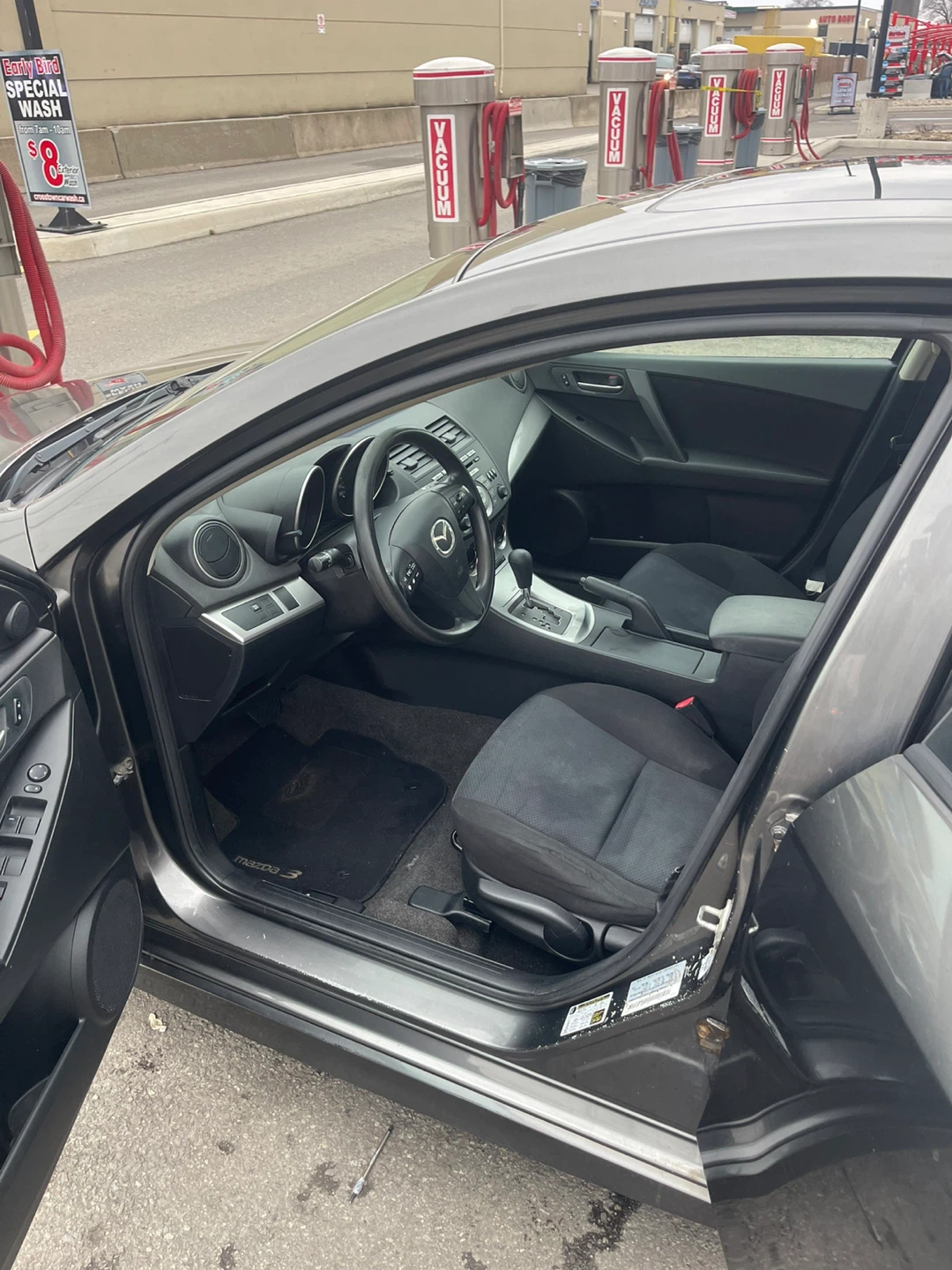 Mazda 3 2.5L Hatchback - photo 5