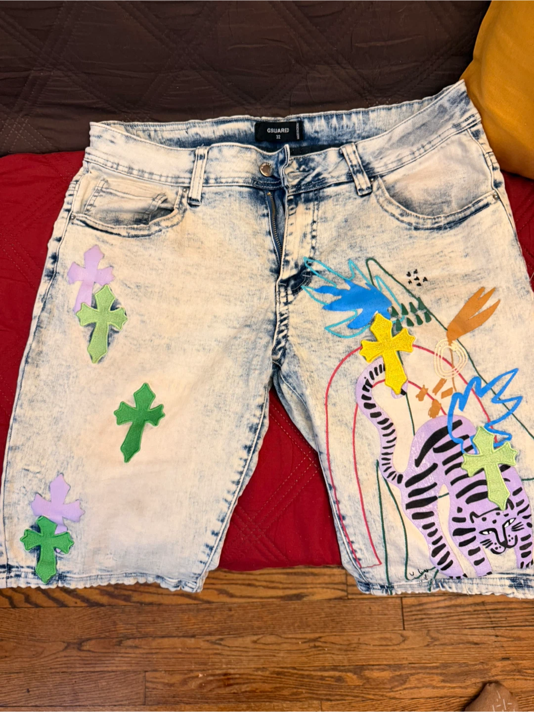 GUARD Denim Shorts with Embroidered Crosses and Tiger Graphic