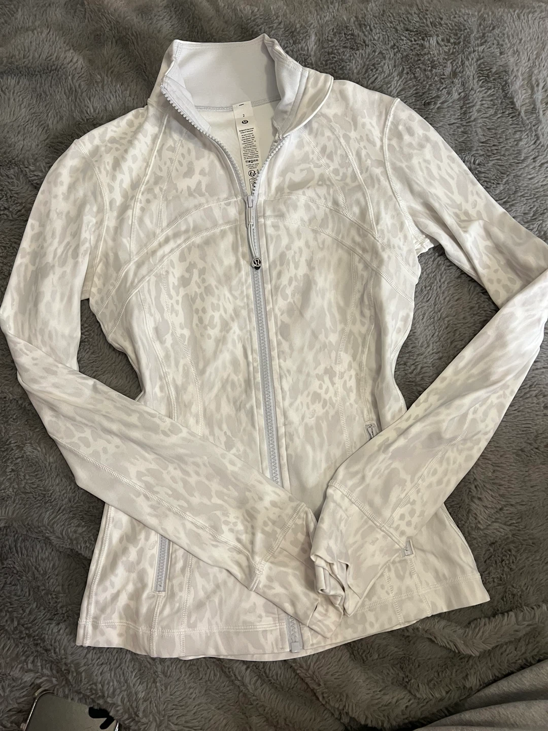 LuluLemon define Jacket