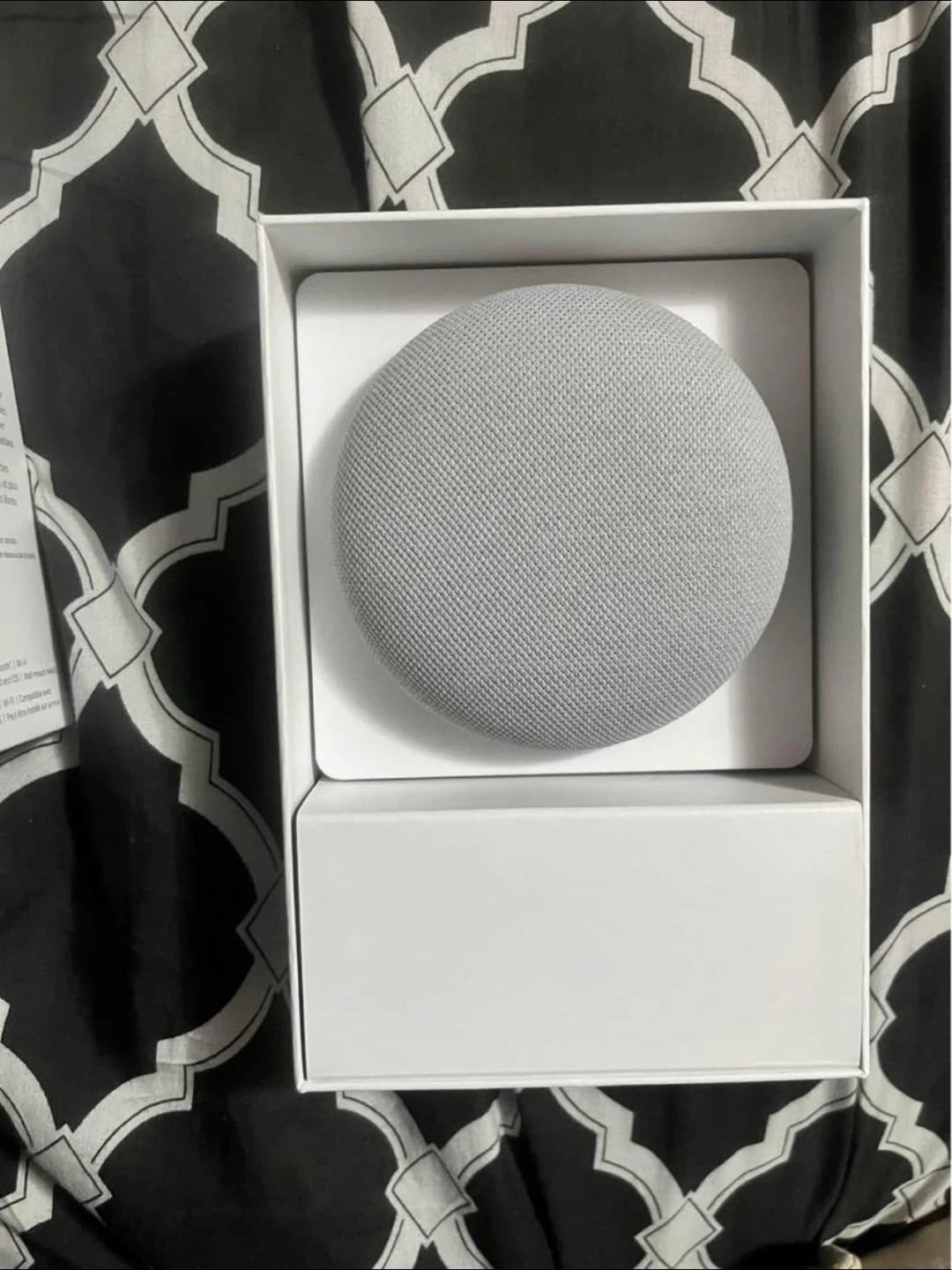 Google Nest Mini (2nd Gen) Smart Speaker - photo 3