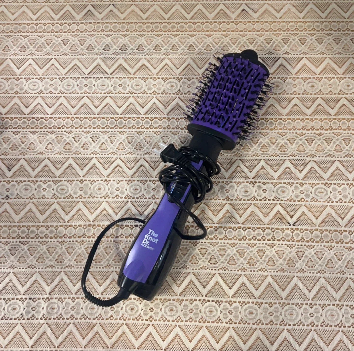 The Knot Dr. All-in-One Heated Styling Brush