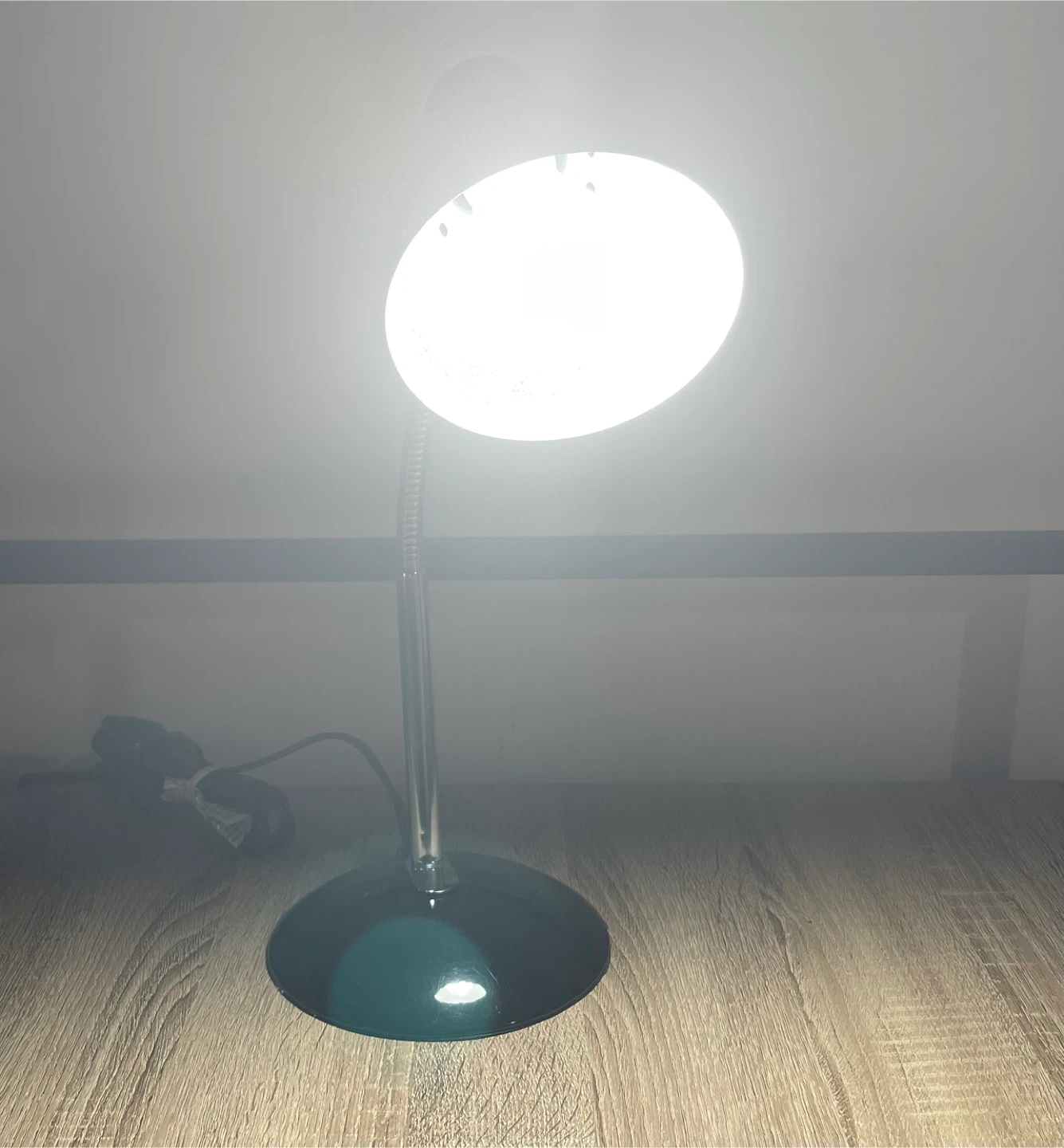 🌱 Black Gooseneck Desk Lamp - photo 3
