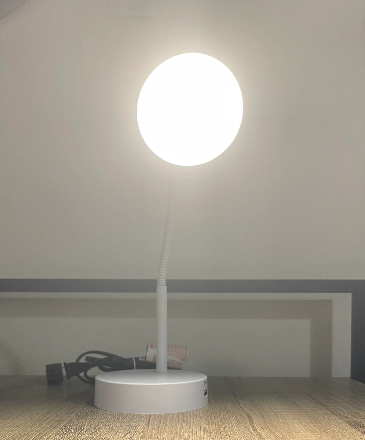 🌱 New IKEA White Gooseneck Desk Lamp with USB Charging - photo 3