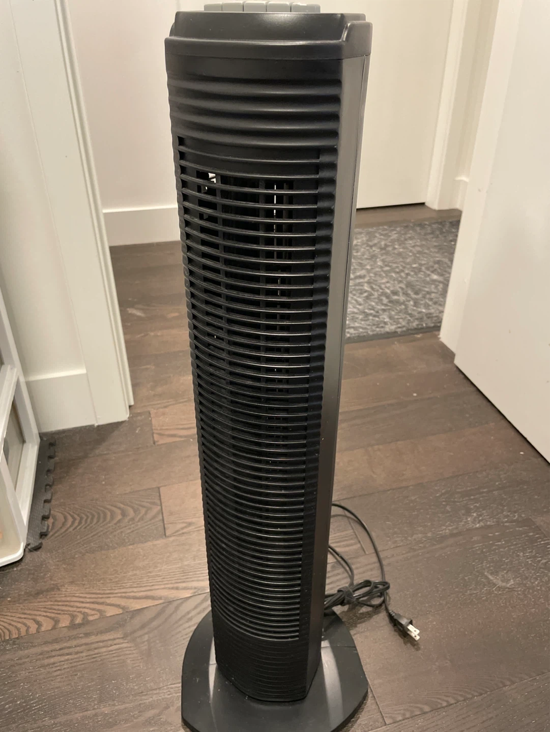 Sunbeam Tower Fan - photo 2