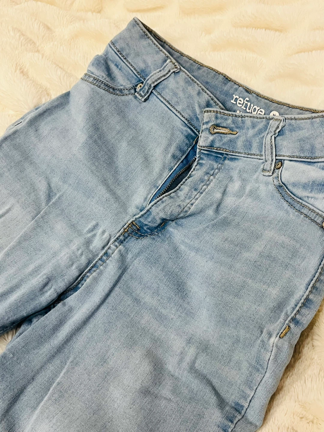 Refuge High Rise Jegging Jeans - Light Wash - photo 2