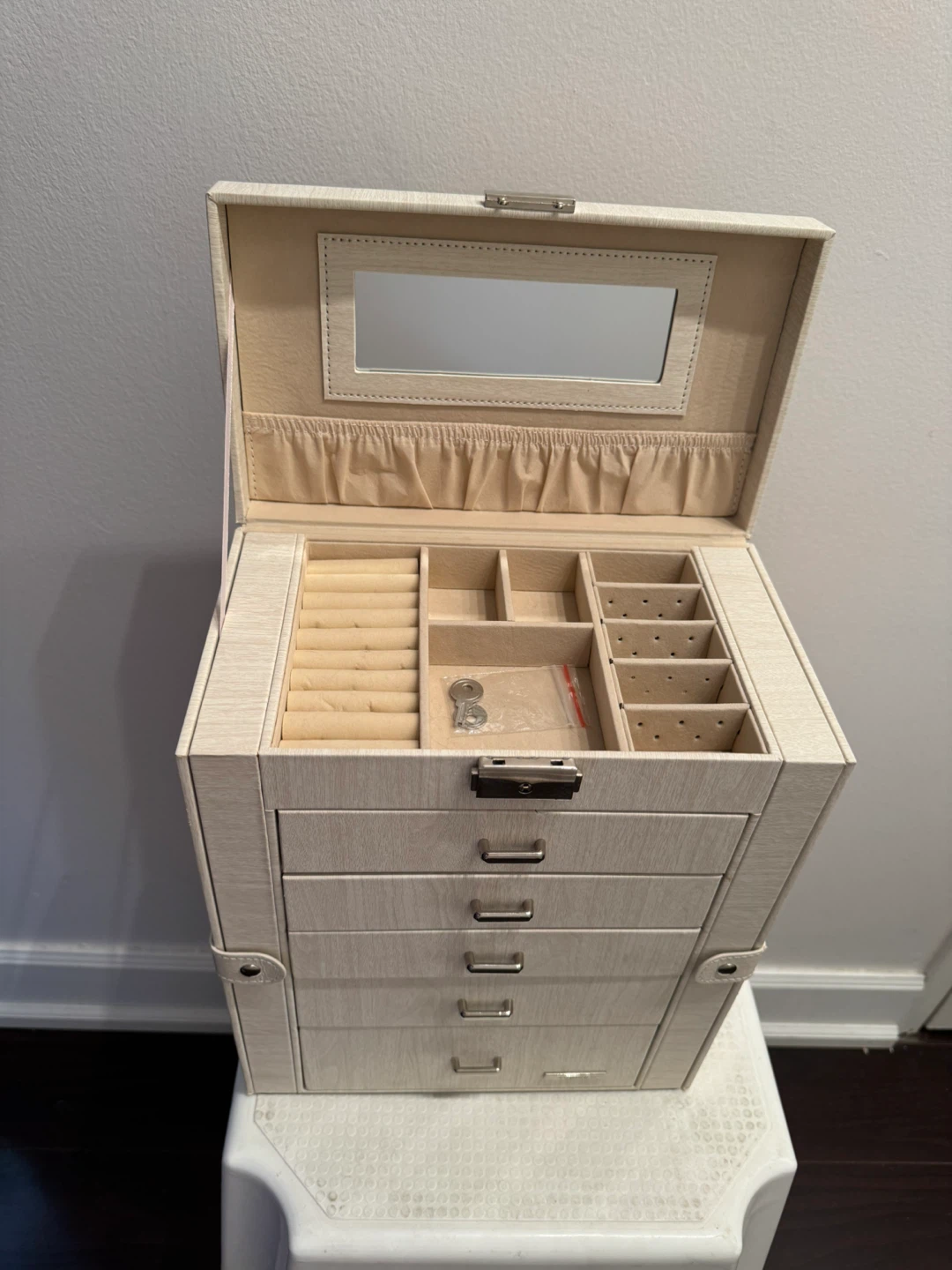 Jewelry Box with Mirror and 5 Drawers - photo 5