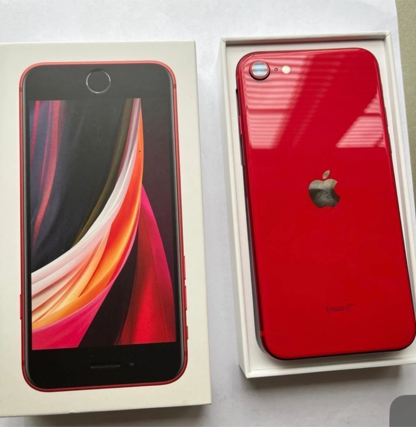 Apple iPhone SE (3rd Gen) - (PRODUCT)RED
