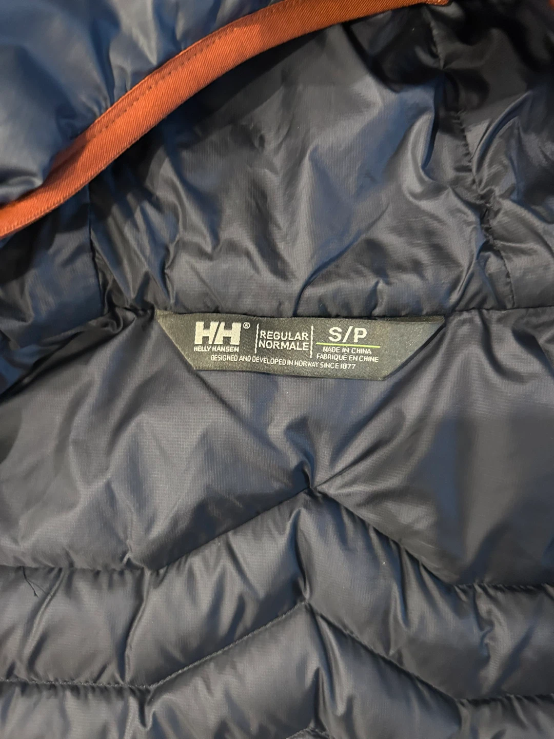 Helly Hansen Hooded Puffer Jacket - Size S/P - photo 3