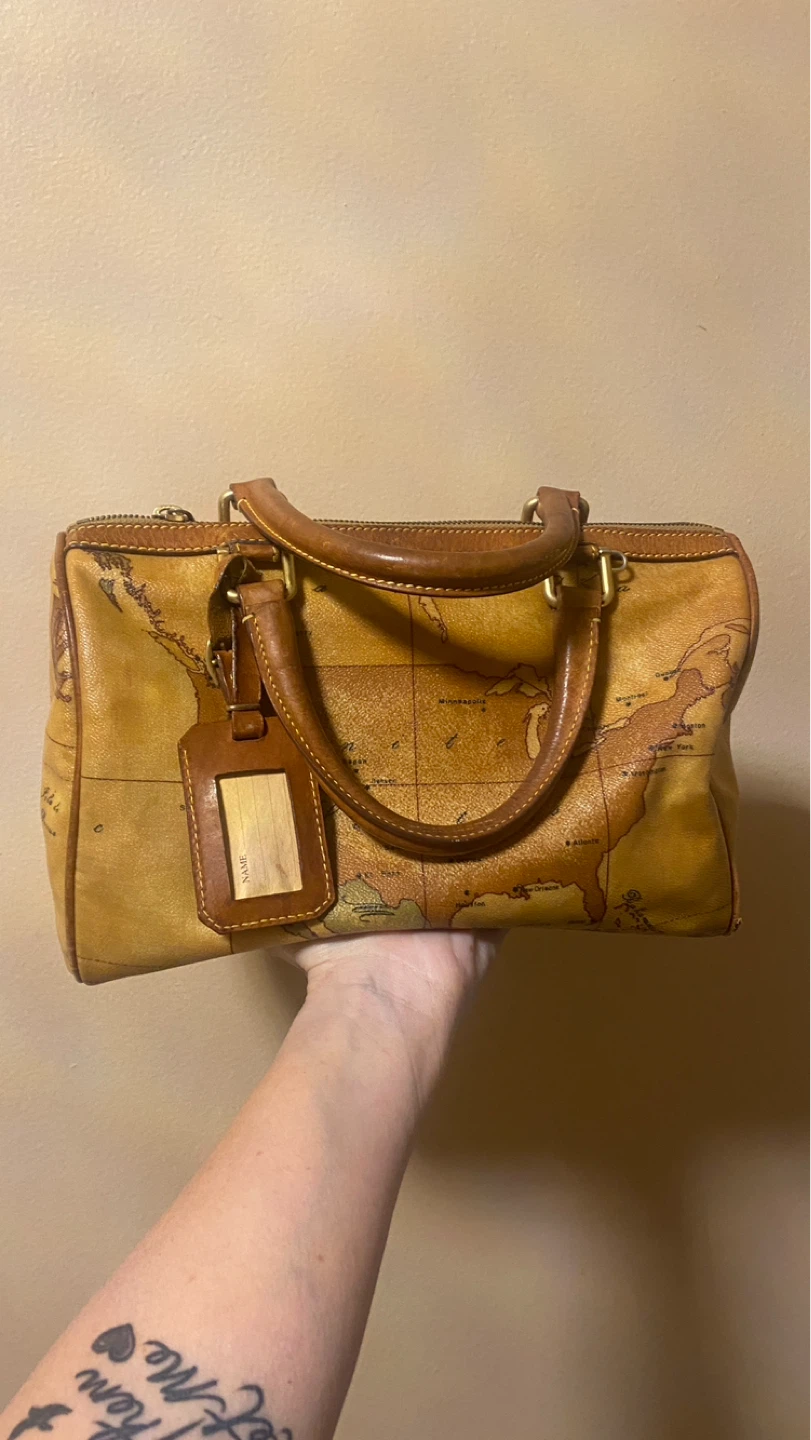 Alviero Martini bag