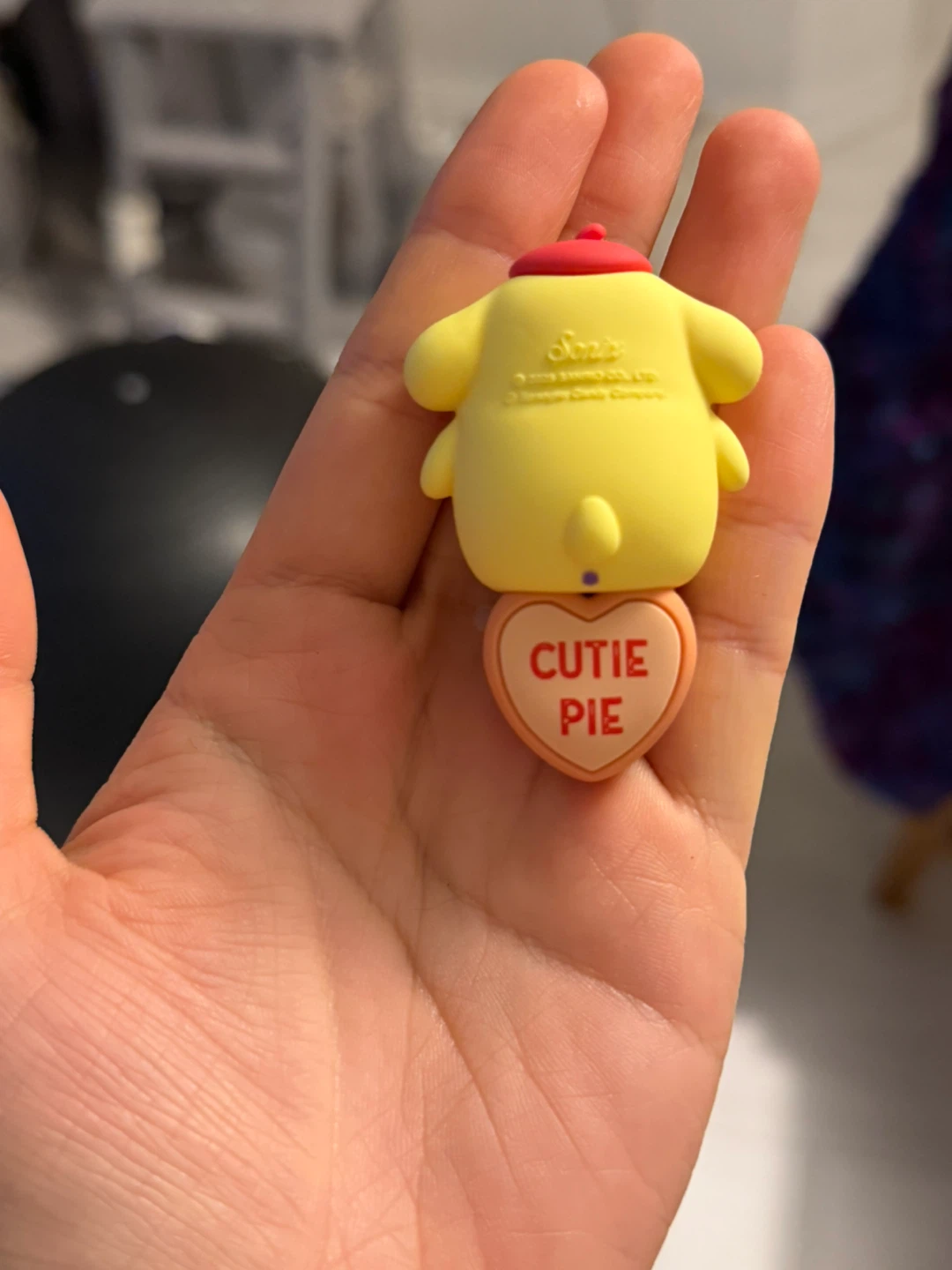Sanrio Pompompurin Sweethearts Peeker Charm - photo 2