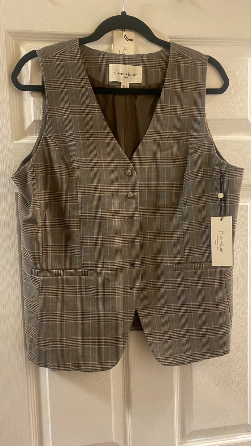 Harver and Blair size large