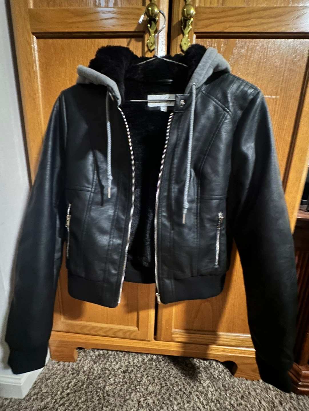 Women’s Faux Leather Jacket with Fur Lining & Hood -black