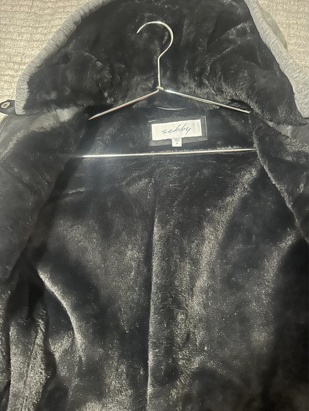 Women’s Faux Leather Jacket with Fur Lining & Hood -black - photo 2