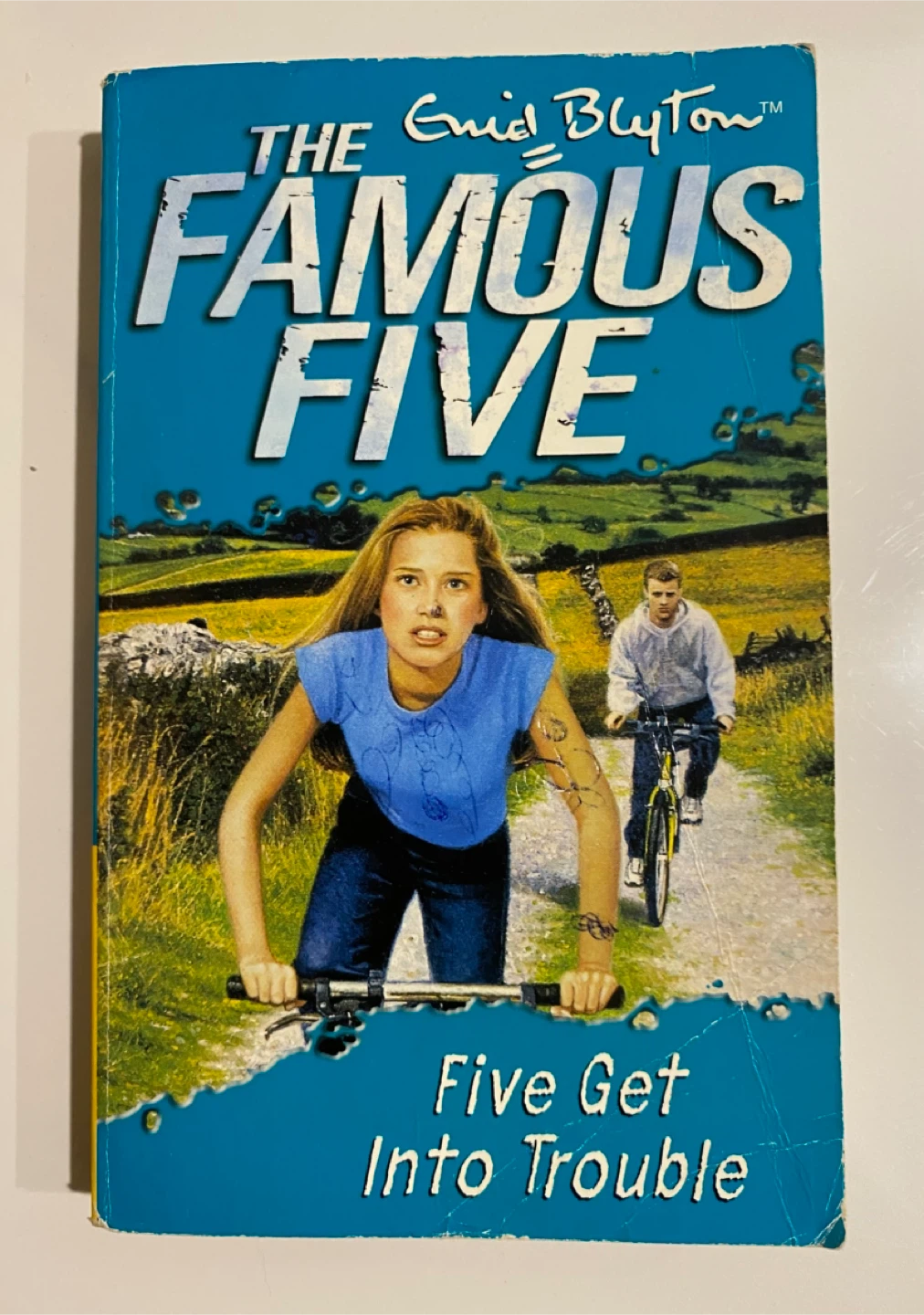 The Famous Five: Five Get Into Trouble by Enid Blyton