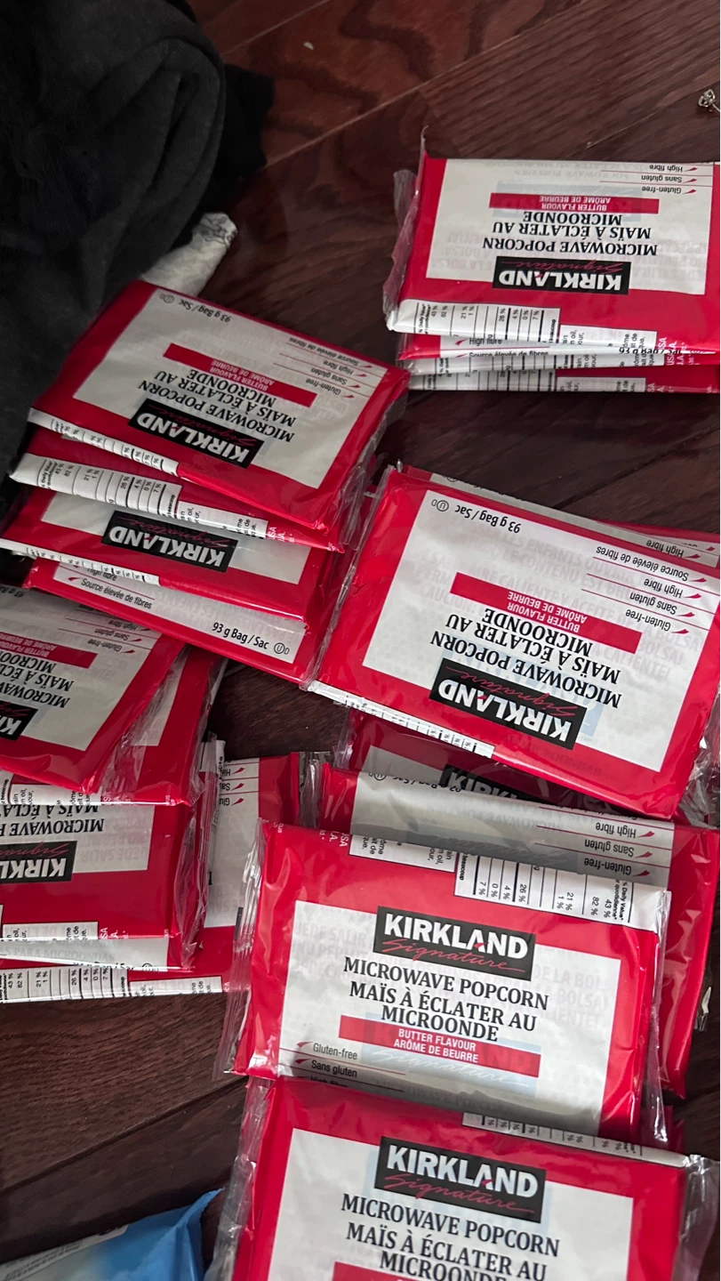 Kirkland Signature Microwave Popcorn - Butter Flavour (93g Bags)