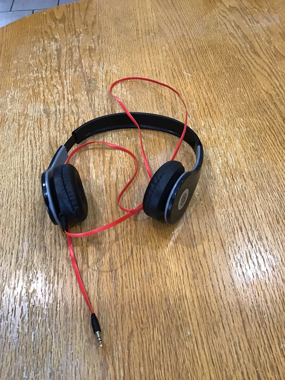 Black Over-Ear Headphones with Red Cord - photo 2