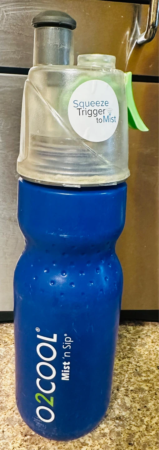 O2COOL Mist 'n Sip Water Bottle