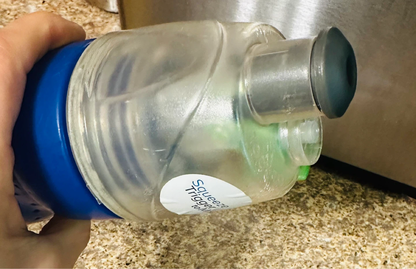 O2COOL Mist 'n Sip Water Bottle - photo 3