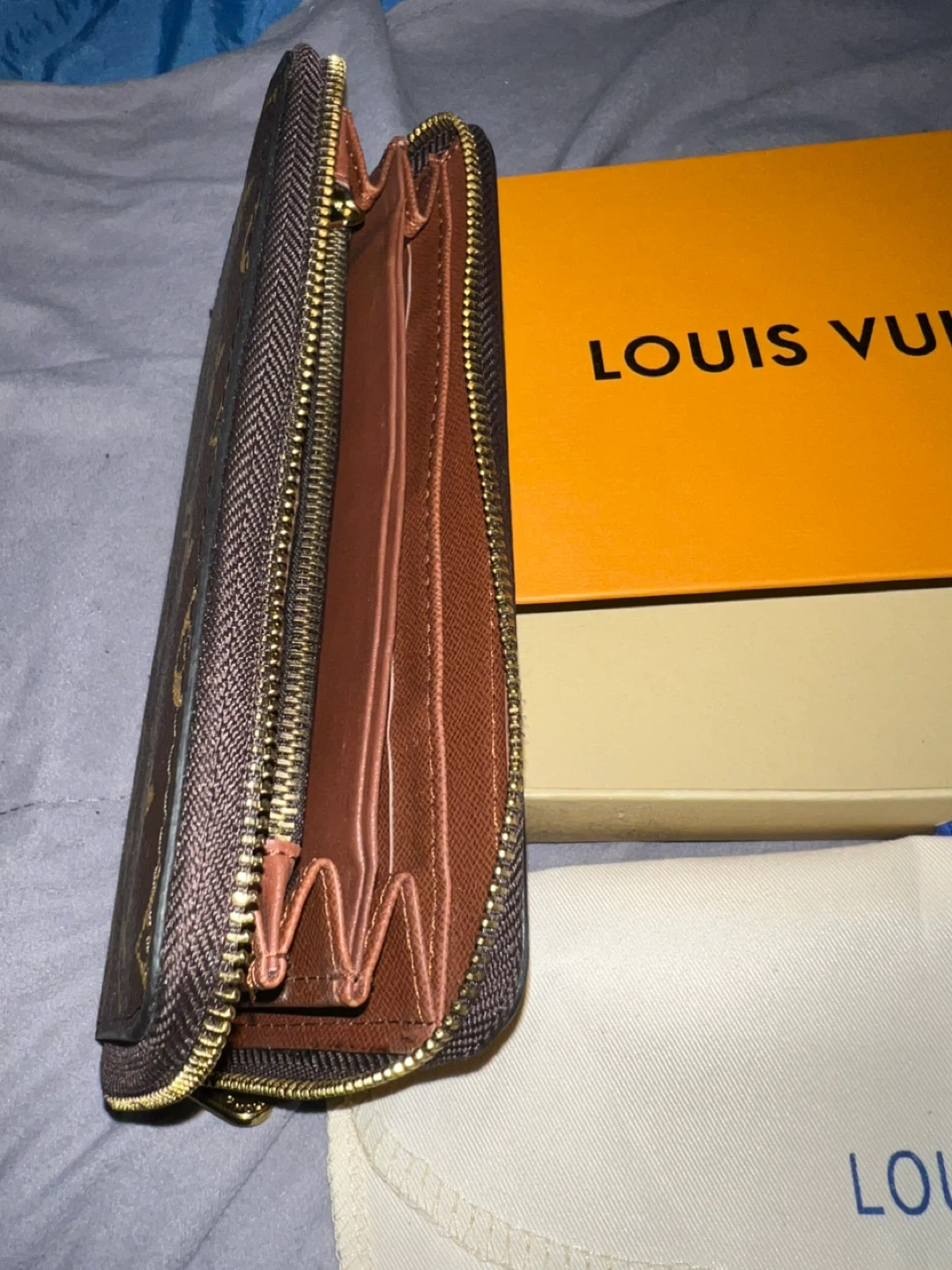 Louis Vuitton Monogram Zip Around Wallet - photo 2