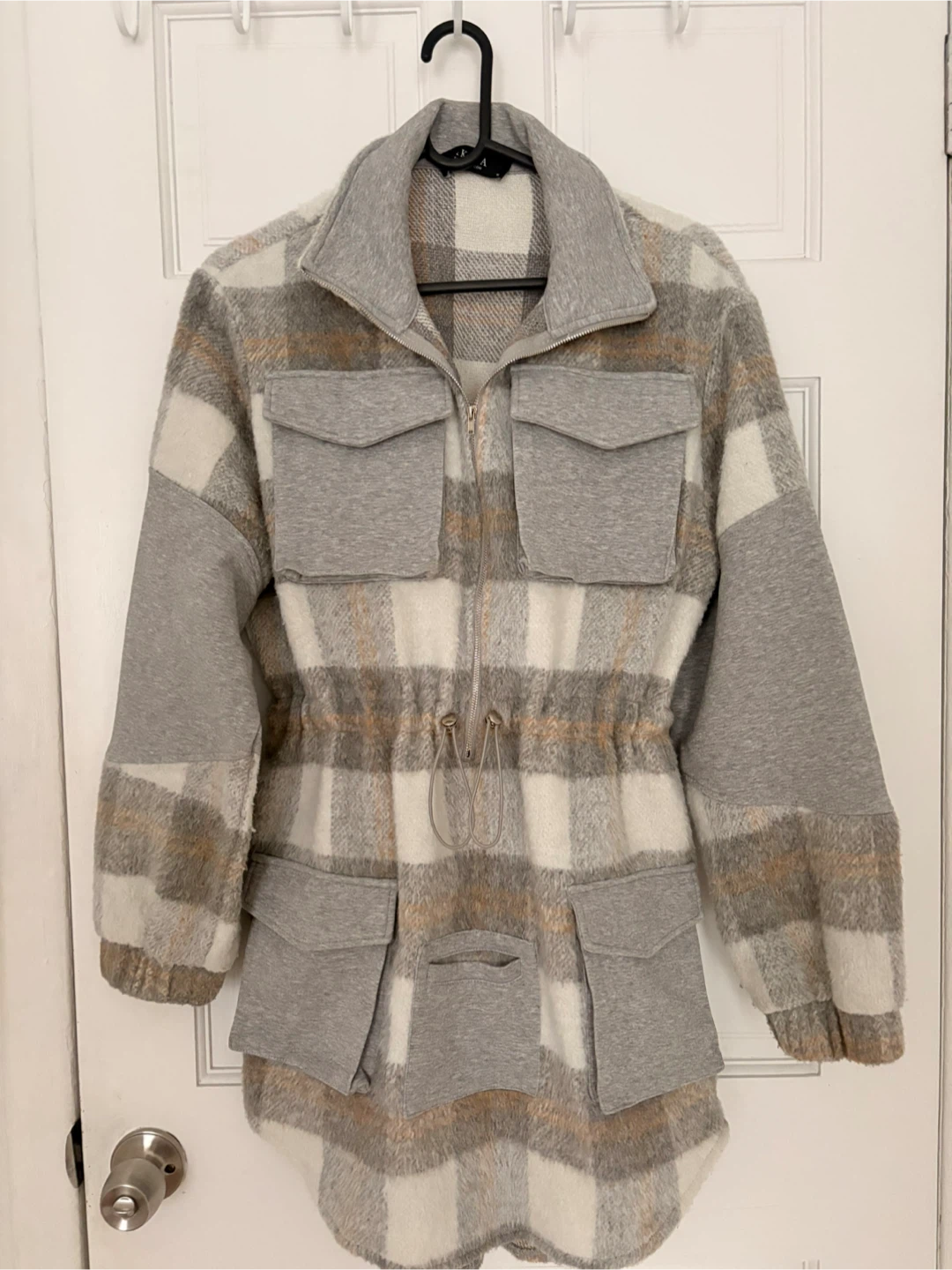 Sweaters and jackets - photo 2